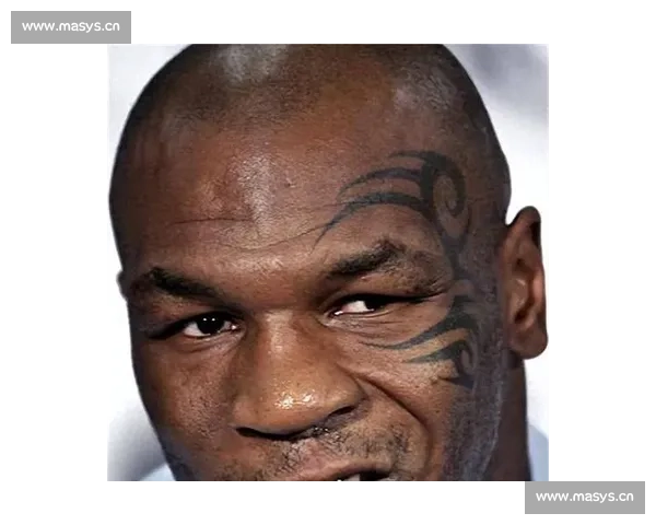 泰森拳击生涯回顾：从无敌拳王到传奇赛场的荣耀与挑战